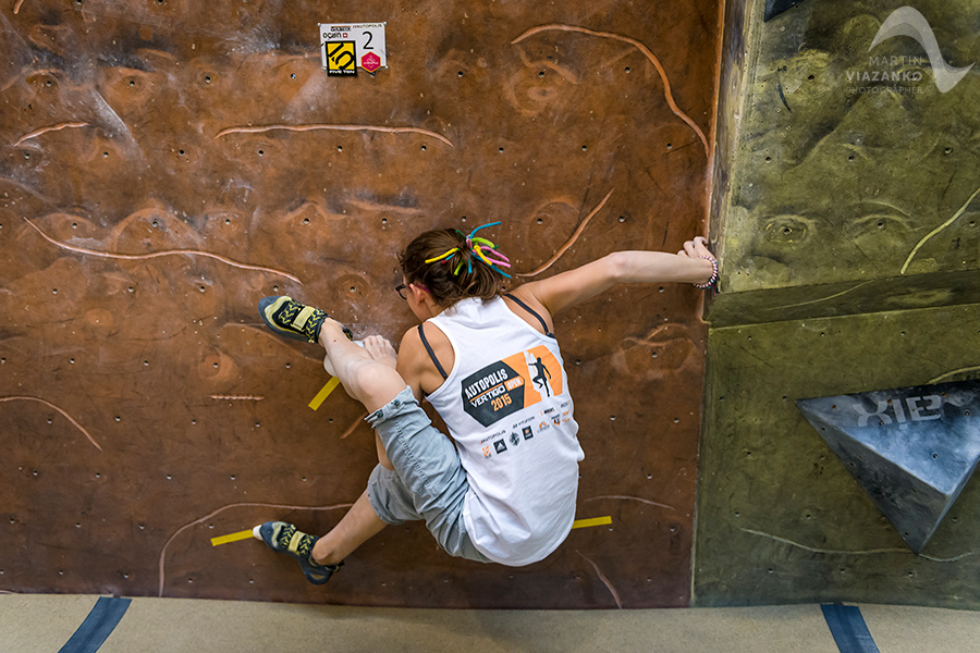 autopolis vertigo open 2015, lezecke centrum, bratislava, boulder, bouldering, lezenie, climb, apple, jablko, kiku