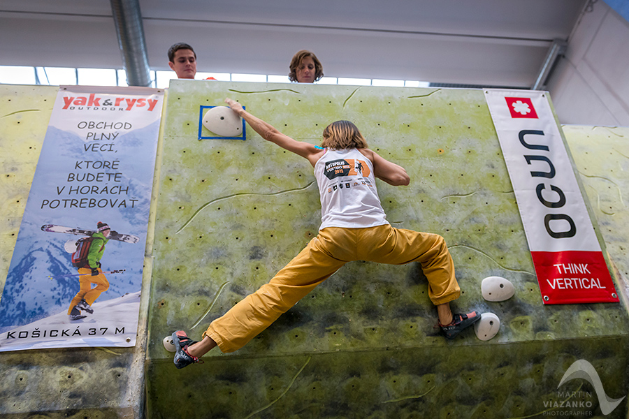 autopolis vertigo open 2015, lezecke centrum, bratislava, boulder, bouldering, lezenie, climb, apple, jablko, kiku