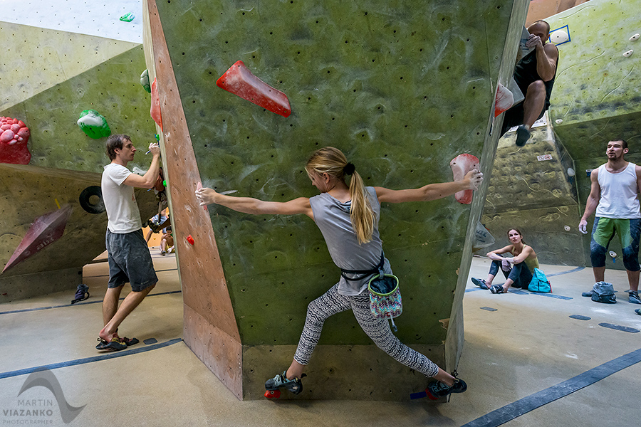 autopolis vertigo open 2015, lezecke centrum, bratislava, boulder, bouldering, lezenie, climb, apple, jablko, kiku