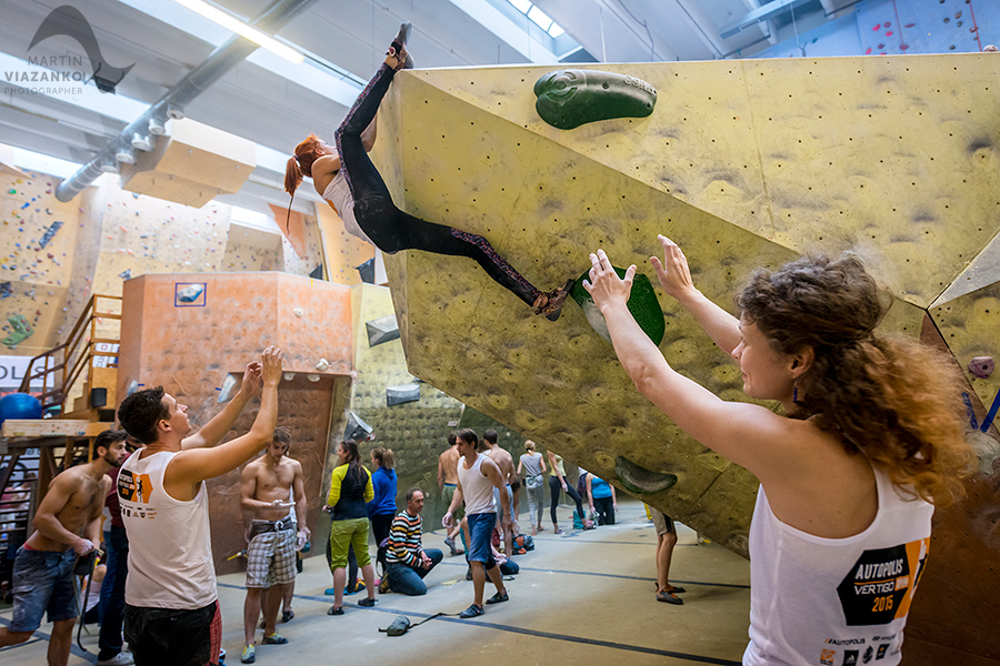 autopolis vertigo open 2015, lezecke centrum, bratislava, boulder, bouldering, lezenie, climb, apple, jablko, kiku