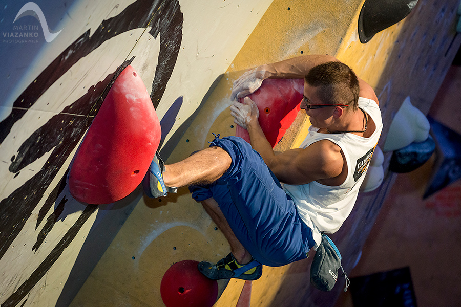 autopolis vertigo open 2015, lezecke centrum, bratislava, boulder, bouldering, lezenie, climb, apple, jablko, kiku
