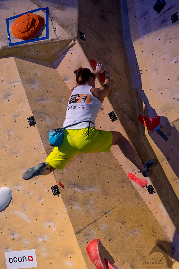 autopolis vertigo open 2015, lezecke centrum, bratislava, boulder, bouldering, lezenie, climb, apple, jablko, kiku