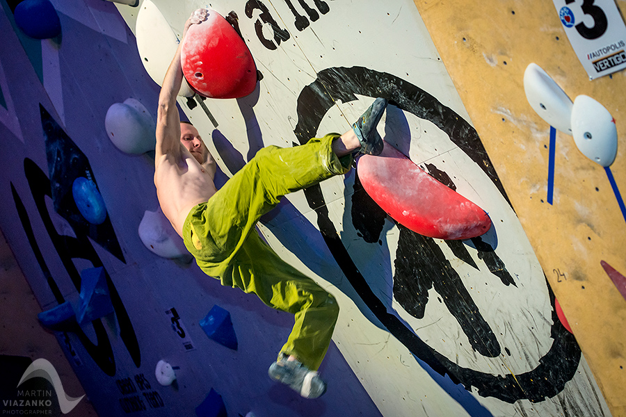 autopolis vertigo open 2015, lezecke centrum, bratislava, boulder, bouldering, lezenie, climb, apple, jablko, kiku