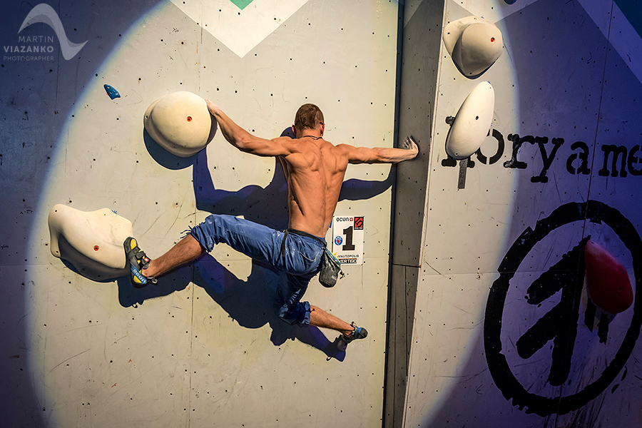 autopolis vertigo open 2015, lezecke centrum, bratislava, boulder, bouldering, lezenie, climb, apple, jablko, kiku