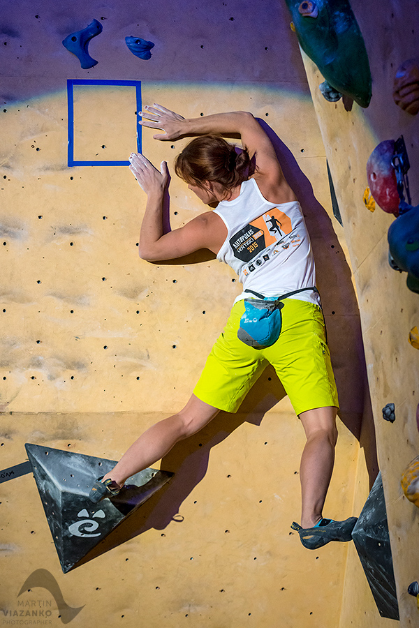 autopolis vertigo open 2015, lezecke centrum, bratislava, boulder, bouldering, lezenie, climb, apple, jablko, kiku
